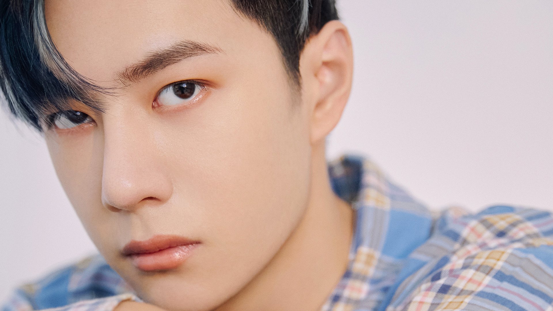 看到您的关键词，我立刻注意到一个有趣的点，小贾伦通常是NBA孟菲斯灰熊队球星小贾伦·杰克逊的称呼，而意甲是意大利足球甲级联赛。这很可能是一个跨越体育领域的巧妙结合或隐喻