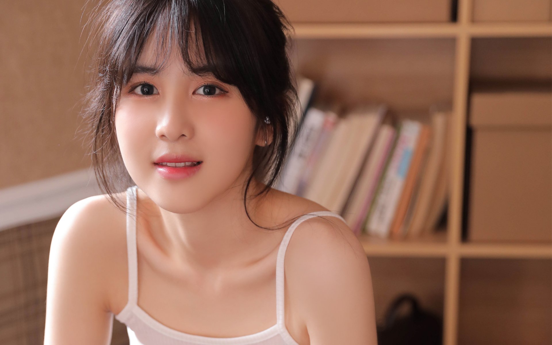 脑机接口颠覆绿茵场？黄喜灿在幽灵实验赛中打出非人数据，体育伦理遭遇终极挑战